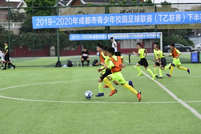 国青男篮热身赛：中国U18男篮三连胜